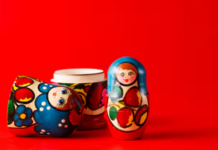 Матрешки сувенирные: традиции росписи и художественные стили