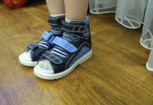 Как выбрать ортопедическую детскую обувь